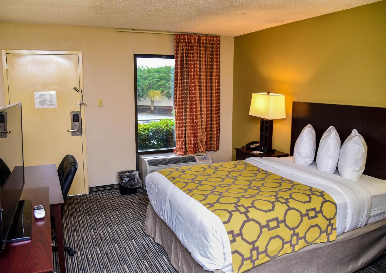 Baymont By Wyndham Columbus Ga Ξενοδοχείο Εξωτερικό φωτογραφία