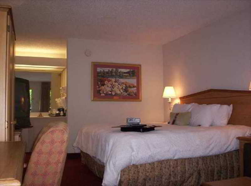 Baymont By Wyndham Columbus Ga Ξενοδοχείο Δωμάτιο φωτογραφία